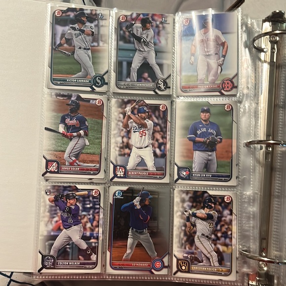 Binder with approx 40 card pages filled front in back at 18 cards per page - Picture 10 of 16